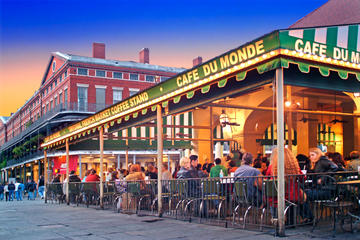 Beignets at Café du Monde - Tours, Trips 